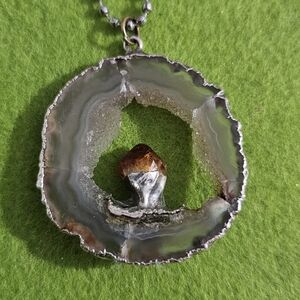 3 For $25💫Natural Agate Slice And Citrine Point Pendant Necklace